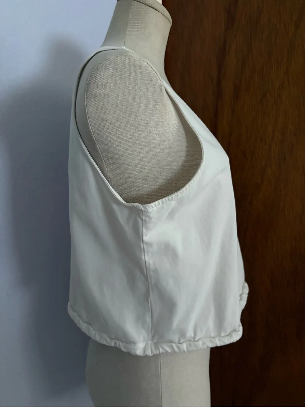 NIKE sz L Yoga Crop Tank Top Cream Off White Drawstring Hem